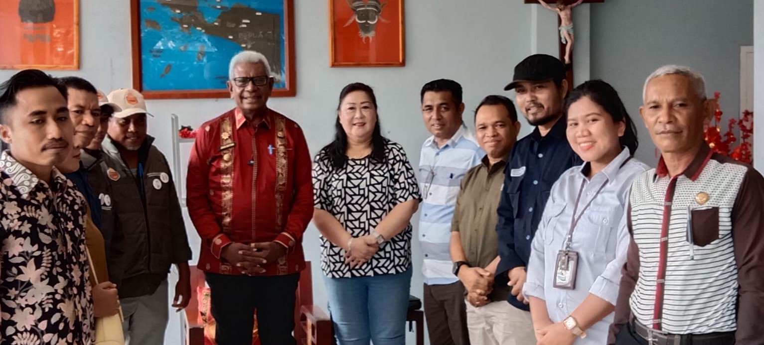 Petugas Pantarlih mulai melakukan pencocokan dan penelitian (coklit) data pemilih di rumah warga, Kamis (27/6/2024)/Foto : istimewa