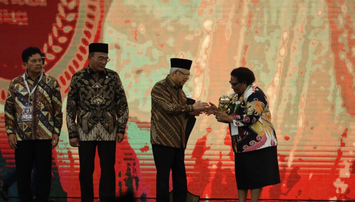 Penghargaan UHC Award 2024 Kembali Disabet Provinsi Papua Tengah