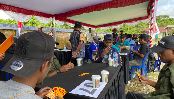 Hadiah Puluhan Juta Rangkaikan Perlombaan HUT RI ke-79 di Distrik Miru