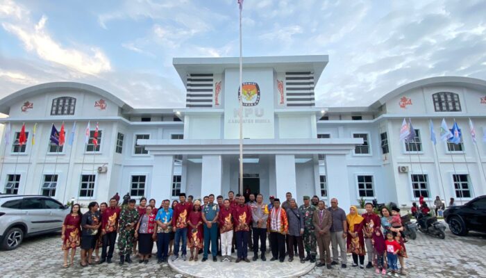 Sebelum Kantor baru Difungsikan pada 27 Agustus, KPU Mimika Gelar Ibadah Syukuran, Dete Abugau: Satusatunya di Papua Tengah