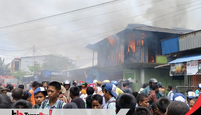Breaking News: Satu unit Rumah di Jalan Pendidikan Ludes Dilahap Sijago Merah