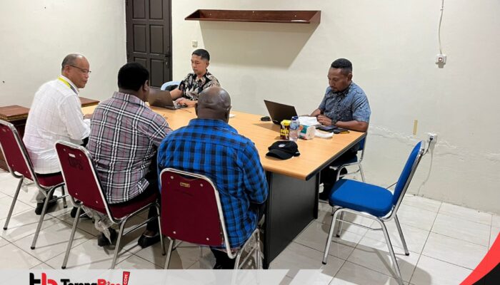 Terkait Penggunaan Senpi oleh Simpatisannya, Alex-Rombe Diperiksa Polres Mimika, Baca Selengkapnya!