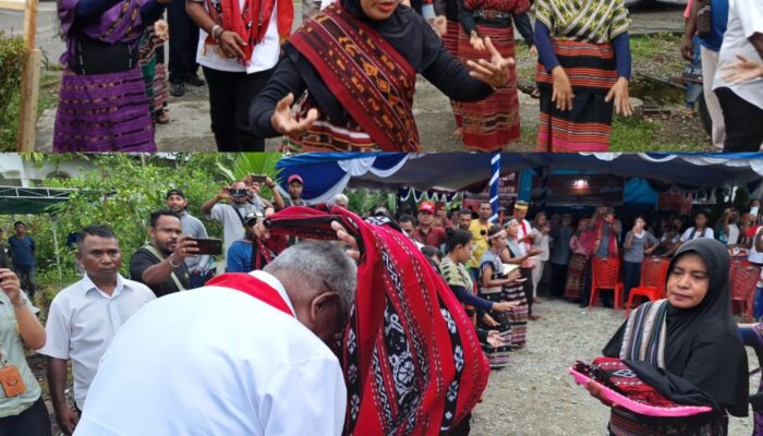 Kain Sarung Tenun Warga Alor Ikat Komitmen Bersama JOEL di Pilkada Mimika
