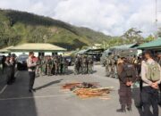 Pasca Saling Serang Antar Kelompok Massa di Puncak Jaya, Personel Gabungan Gelar Patroli dan Sita Ratusan Alat Perang