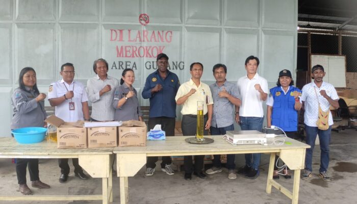 Minyak Goreng Tak Sesuai Standar Beredar di Mimika, Disperindag Lakukan Sidak dan Koordinasi dengan Distributor