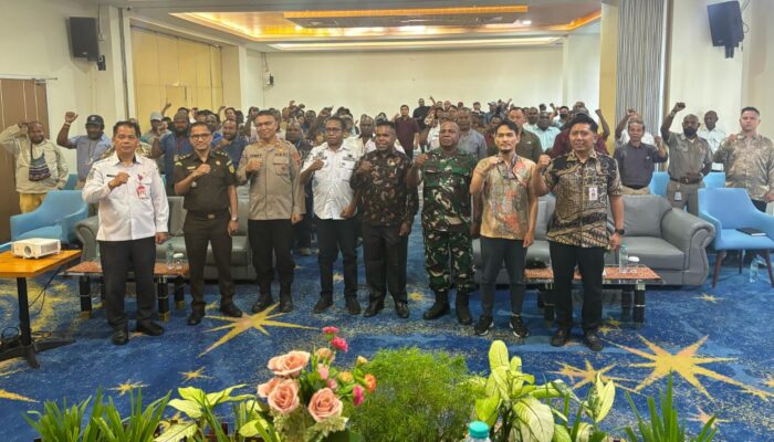 Bakesbangpol Sosialisasi Peran Lembaga Adat dan Ormas Untuk Perkuat Pembangunan Daerah
