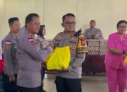 Peduli Kesejahteraan Personel, Polres Mimika Gelar Bazar Ramadhan dan Bagikan Sembako Untuk Lebaran