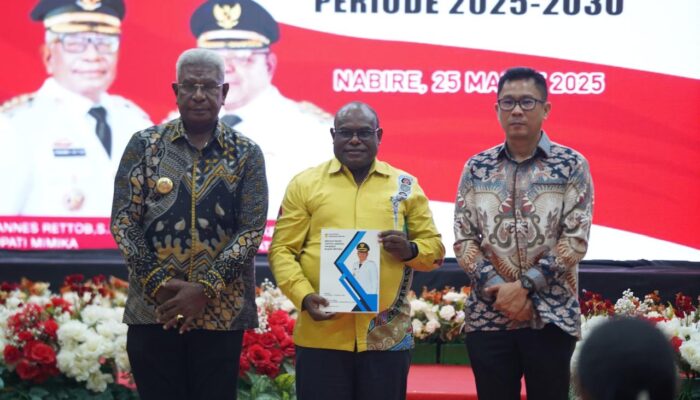 Ini Pesan Mantan Pj Bupati Mimika Yang Juga Direktur Pelatihan Anti Korupsi di KPK Saat Sertijab