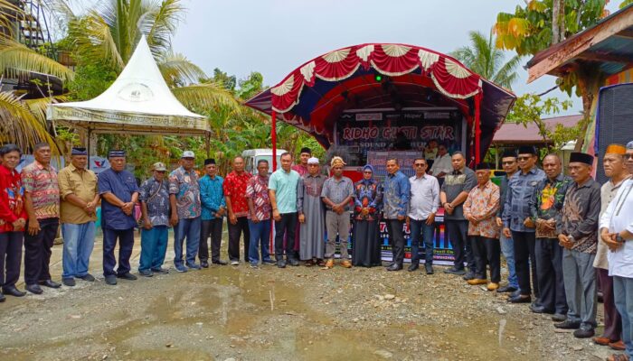 Anggota DPRK Mimika Rampeani Rachman Gelar Halal Bi Halal “1000 Ketupat” Bersama Warga Dapil 6