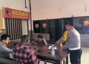 Jaga Kamtibmas, Polsek Miru dan Tokoh Adat Gerebek Penjual Sopi di Kamoro Jaya