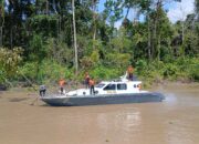 Tantangan Hutan dan Sungai Papua Barat dihadapi oleh Tim SAR dalam Pencarian Iptu Tomi Samuel Marbun