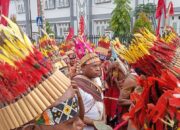 Tarian Leluhur Mengantar Mgr. Bernardus Menuju Tahta Uskup
