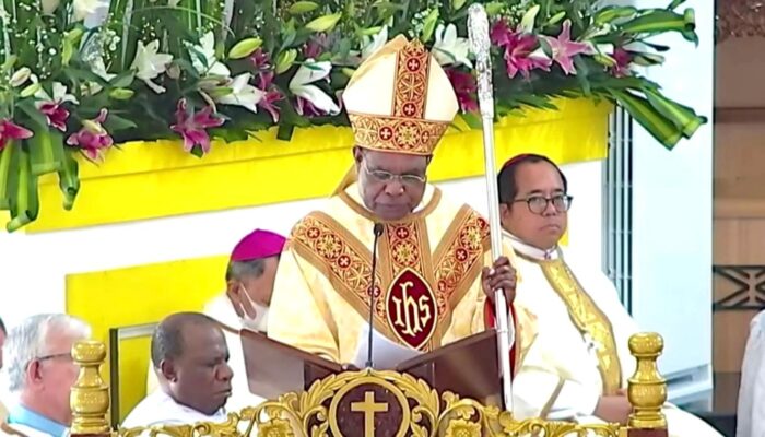 Hentikan Rasisme di Tengah Umat! Seruan Tegas Uskup Bernardus di Misa Perdana