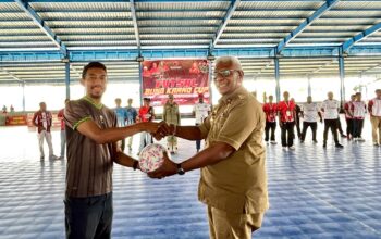 20 Tim Ramaikan ‘Bung Karno Cup Perdana’, Bupati Rettob Gaungkan Persatuan dan Sportivitas