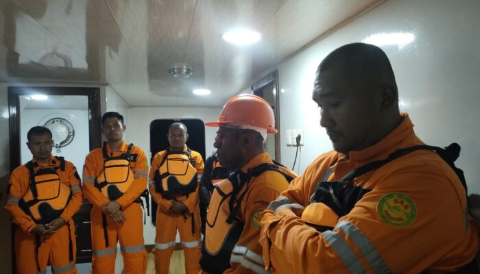 ABK KM. Mulia Kenangan Terjatuh di Laut Arafura, Tim SAR Timika Kerahkan Tim Penyelamat