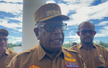 Jawab Kritik Masyarakat, Johannes Rettob: Pertama Mengurai Benang Kusut Yakni Penataan Reformasi Birokrasi