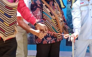 Bupati Mimika Resmikan Distribusi Air Bersih Hasil Kerja Sama dengan PT Freeport Indonesia