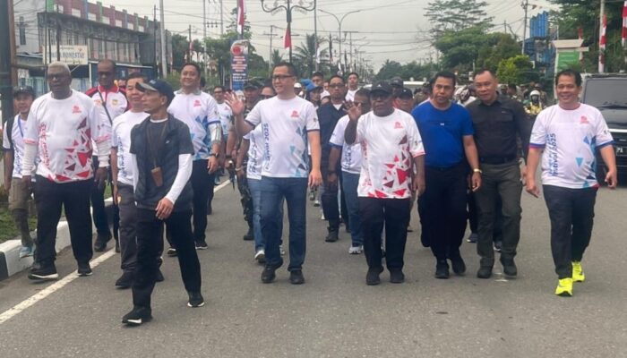 Resmi Buka Rangkaian Kegiatan HUT ke-80 RI: Meriah dengan Art and Run Festival 2025, Bupati Mimika: Ajak Warga Tanamkan Semangat Nasionalisme
