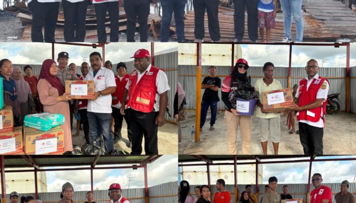Respon Cepat, PMI Mimika Salurkan Bantuan Kemanusiaan untuk Korban Kebakaran di Poumako