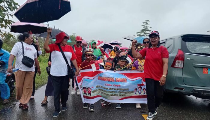 Meski Hujan, Semangat Merdeka Tak Surut, Distrik Miktim Rayakan HUT RI ke-80 dan HUT Distrik ke-49