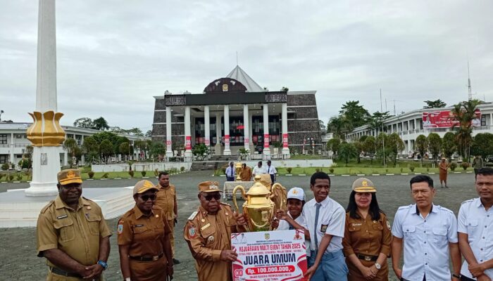 SMA Negeri 1 Timika Raih Juara Umum dalam Ajang Multi Event Disparbudpora