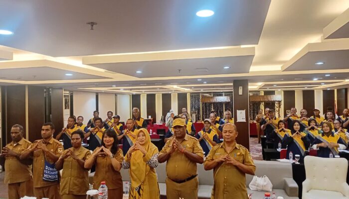 Pemkab Mimika Dorong Budidaya Ikan Air Tawar Lewat Teknologi Bioflok