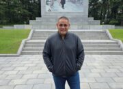 Menunggu Parade Militer Korea Utara