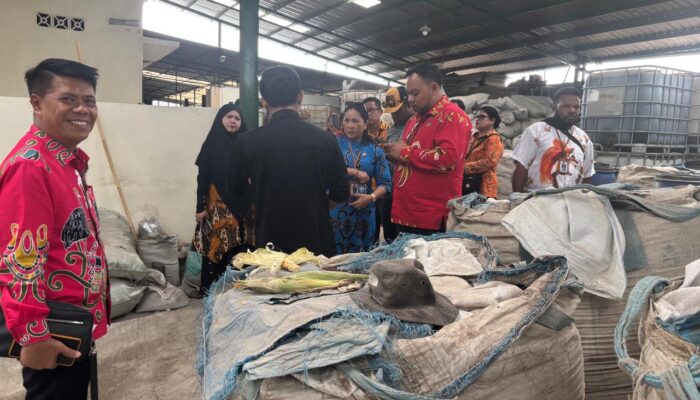 Komisi II DPRK Mimika Kunjungi Pabrik Pakan Ternak di Klaten, Pelajari Sistem Produksi untuk Diterapkan di Mimika