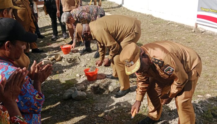 Kunker ke Mimika, Deputi Kemenkop Dorong UMKM Masuk E-Commerce dan Letakkan Batu Pertama Sentra UMKM