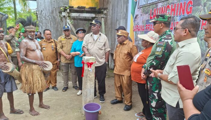 Bupati dan Wabup Resmikan Penggunaan Air Bersih di Amar, PUPR Laporkan 213 Sambungan Rumah Terpasang