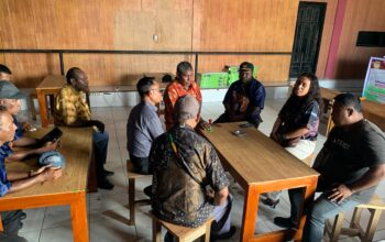 Distrik Wania dan Kampung Nawaripi Kerja Bakti di Lingkungan SMAN I Pada Jumat Besok