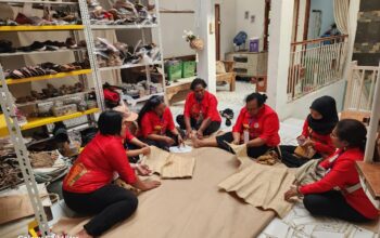 Usai Studi Tiru di Kota Bandung, Tim Dekranasda Mimika Bakal Sulap Karung Goni Jadi Kerajinan Berkelas, dan Tikar Menjadi Sandal Hotel