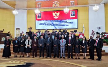 Rapat Paripurna DPRK Mimika Bahas RAPBD 2026: Fraksi-Fraksi Soroti Penurunan Anggaran, Infrastruktur, dan Peningkatan PAD