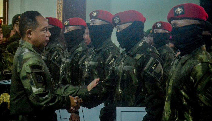 Laksanakan Tugas Khusus, Sebanyak 115 Personil TNI Terima KPLB dan Piagam Penghargaan