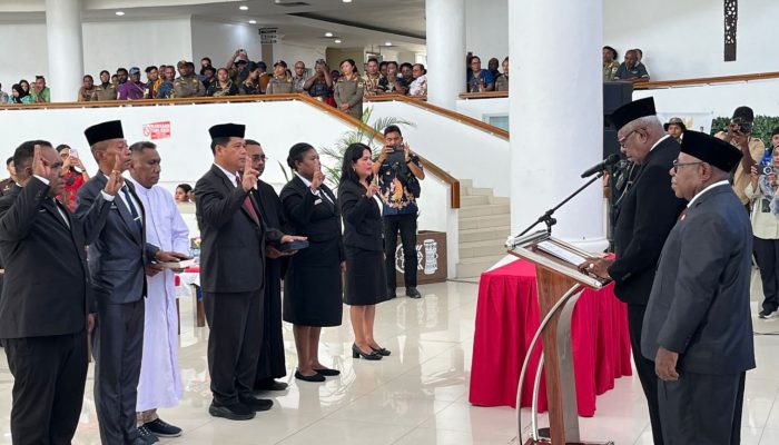 Bupati Johannes Rettob Lantik Pejabat Pimpinan Tinggi Pratama, Perkuat Birokrasi Pemkab Mimika