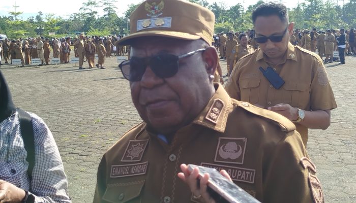 Wabup Mimika Soroti Perjalanan Dinas ASN yang Berlebihan, Pelayanan Masyarakat Terancam Terganggu
