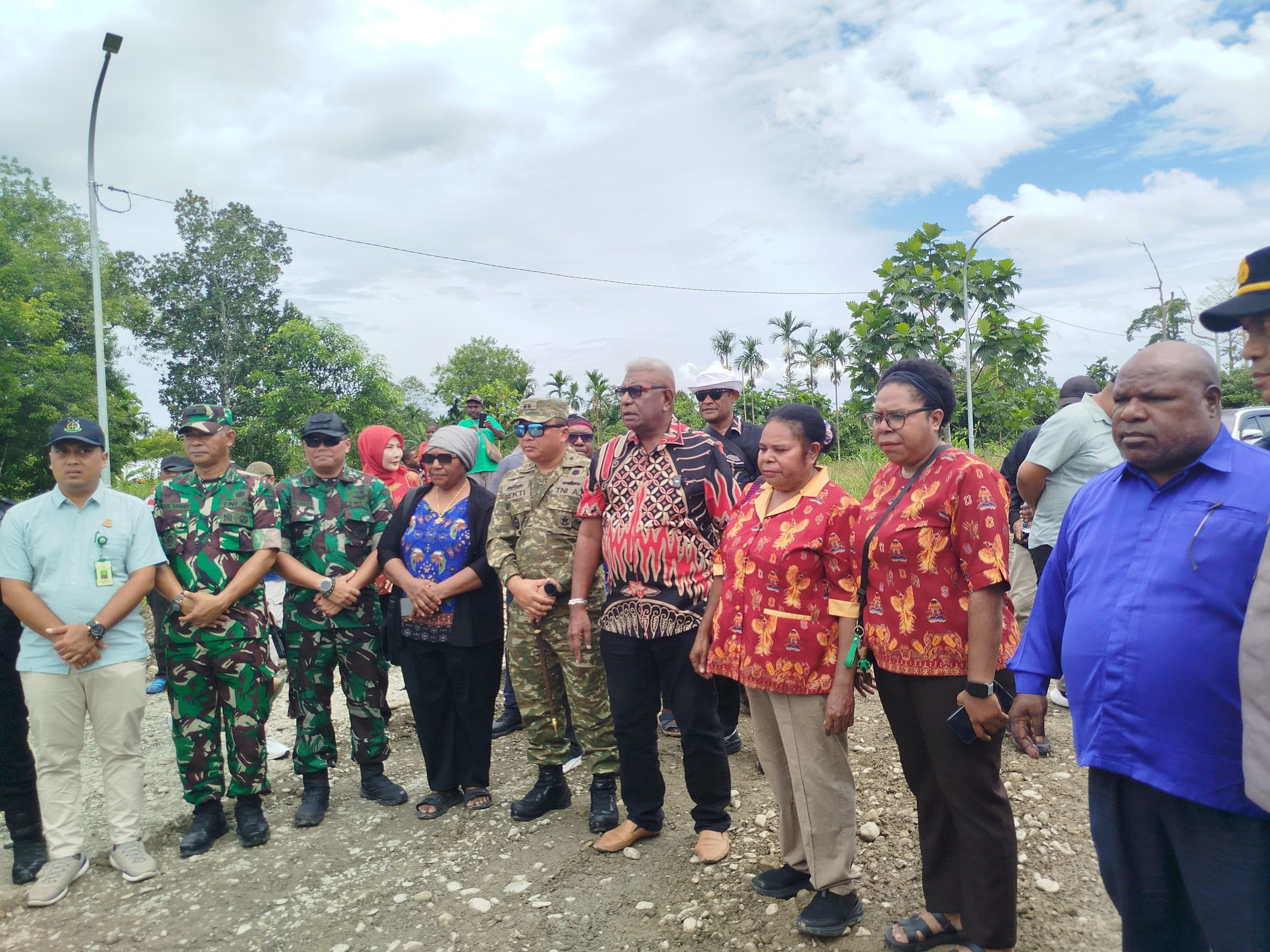 Penyelesaian Persoalan Lahan Pembangunan Jalan Bundaran Petrosea Tembus Bandara Baru Ditandai Acara Adat dan Doa