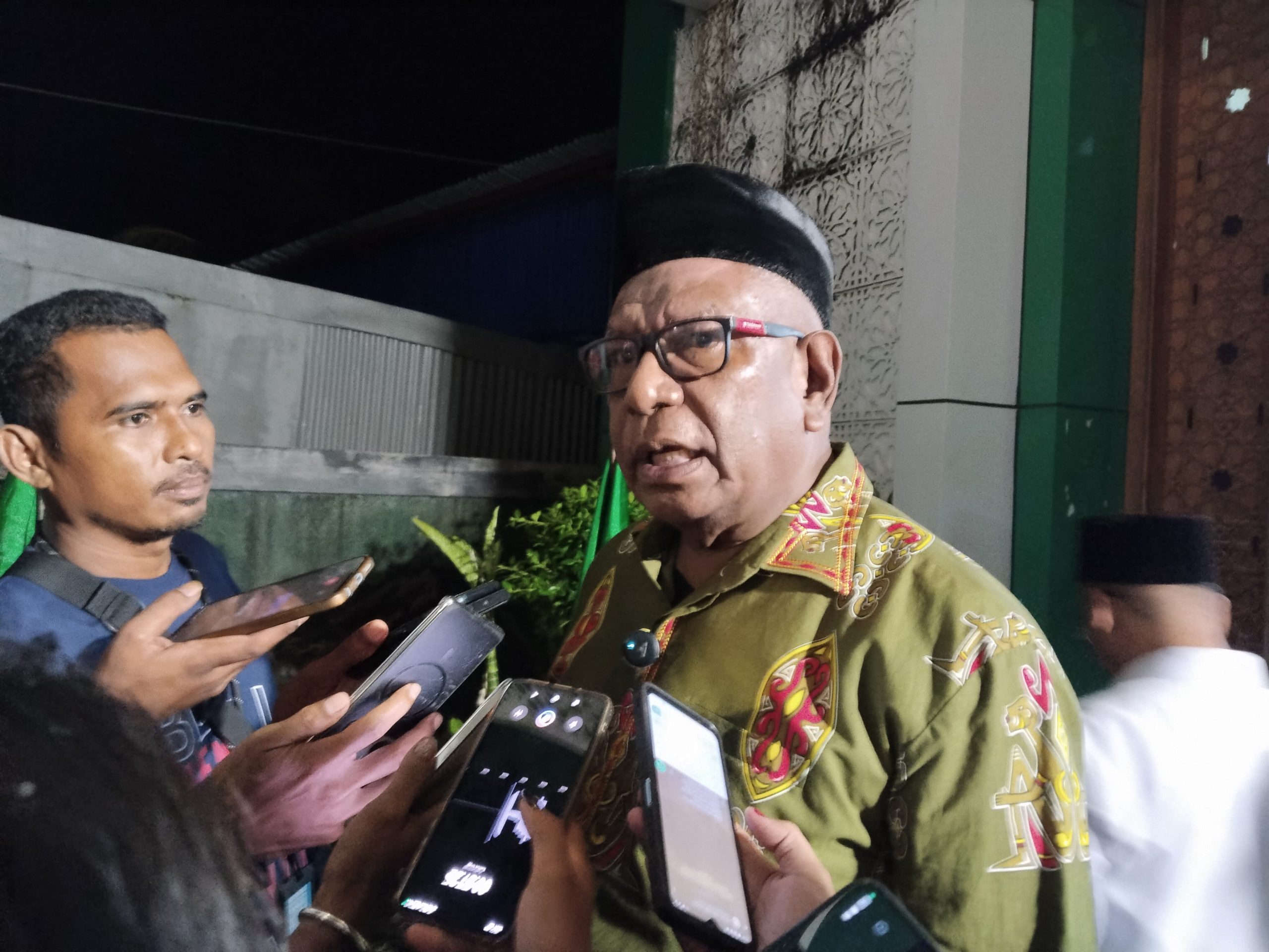 30 OPD Belum Serahkan Laporan, Bupati Johannes Rettob Beri Teguran Keras