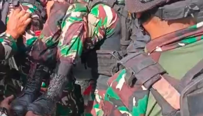 Anggota TNI Ditembak OTK di Mile 50