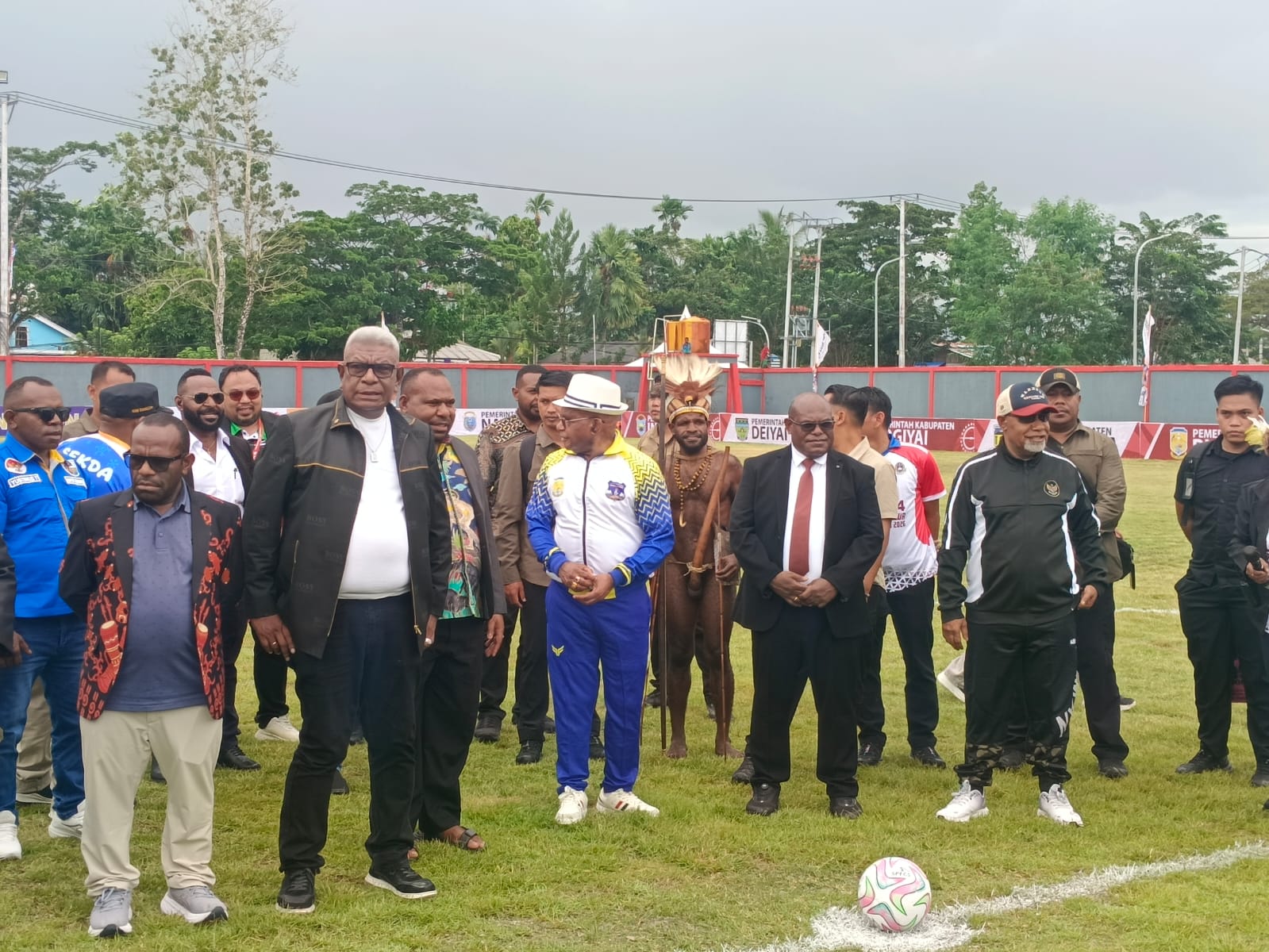 Kompetisi Liga 4 Papua Tengah Resmi Bergulir, Gubernur Nawipa: Sepakbola Simbol Persatuan Masyarakat Papua Tengah