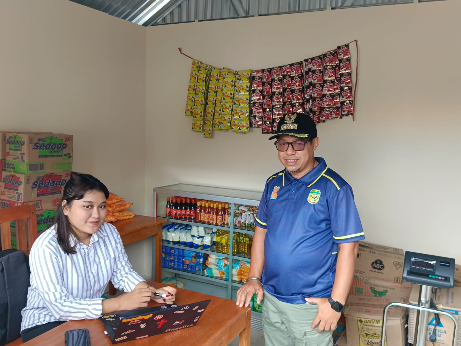 Kios Sampah Inauga Mulai Berjalan, Warga Bisa Tukar Sampah dengan Beras dan Minyak Goreng