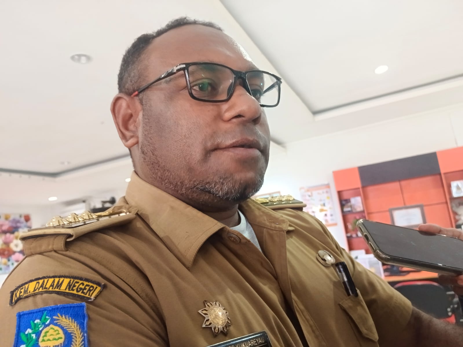 Kepala Distrik Mimika Barat Jauh: Penyaluran PKH Berbasis Kearifan Lokal Minim Keluhan Warga