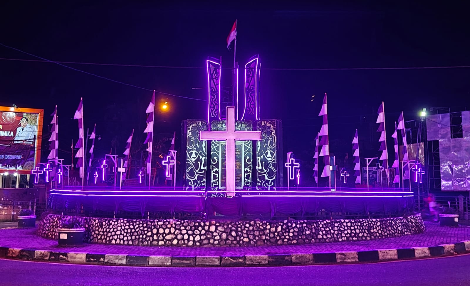 Mimika Sambut Paskah, Komunitas Mimika Berkarya Hiasi Bundaran Ikonik Kota