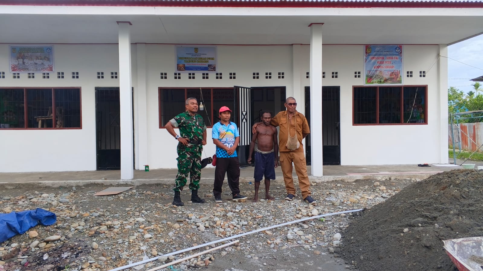 Menjelang Akhir Jabatan, Norman Ditubun Rampungkan Pembangunan PAUD, TK dan Perpustakaan, Besok Akan Diresmikan 