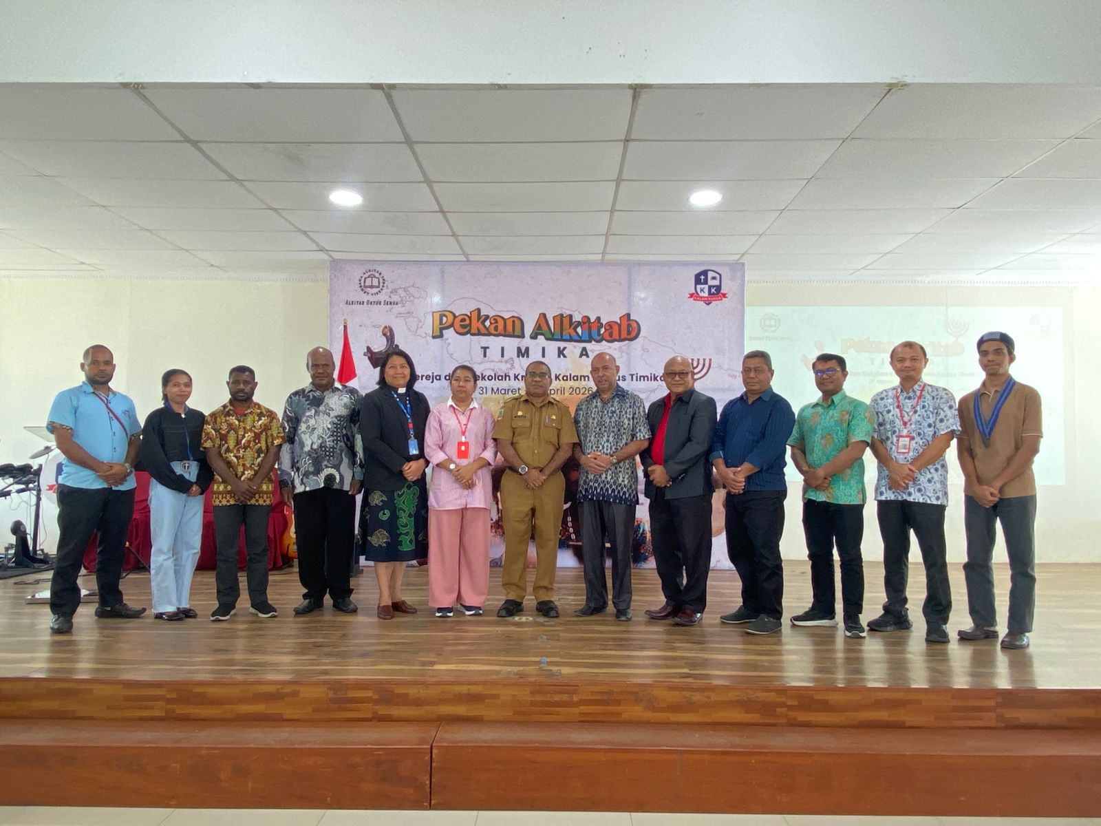 Buka Pekan Alkitab Timika, Ajak Masyarakat Perkuat Iman dan Bangun Harmoni Sosial 