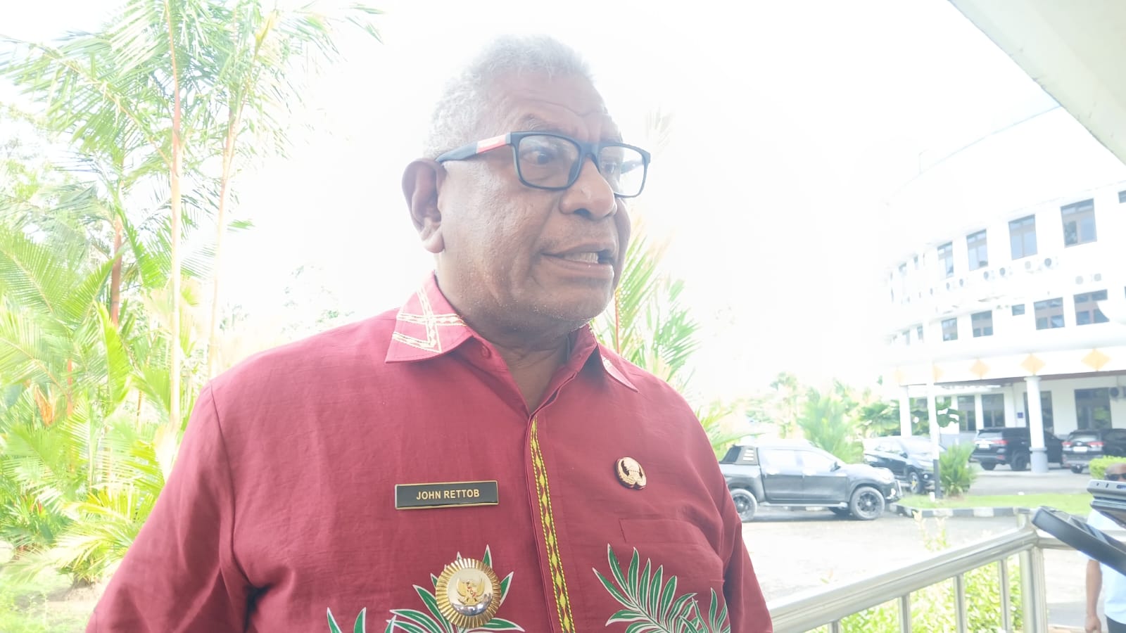 Bupati Johannes Rettob Tegaskan Libur Sekolah Bukan Libur Dinas, Pelayanan Pendidikan Tetap Berjalan