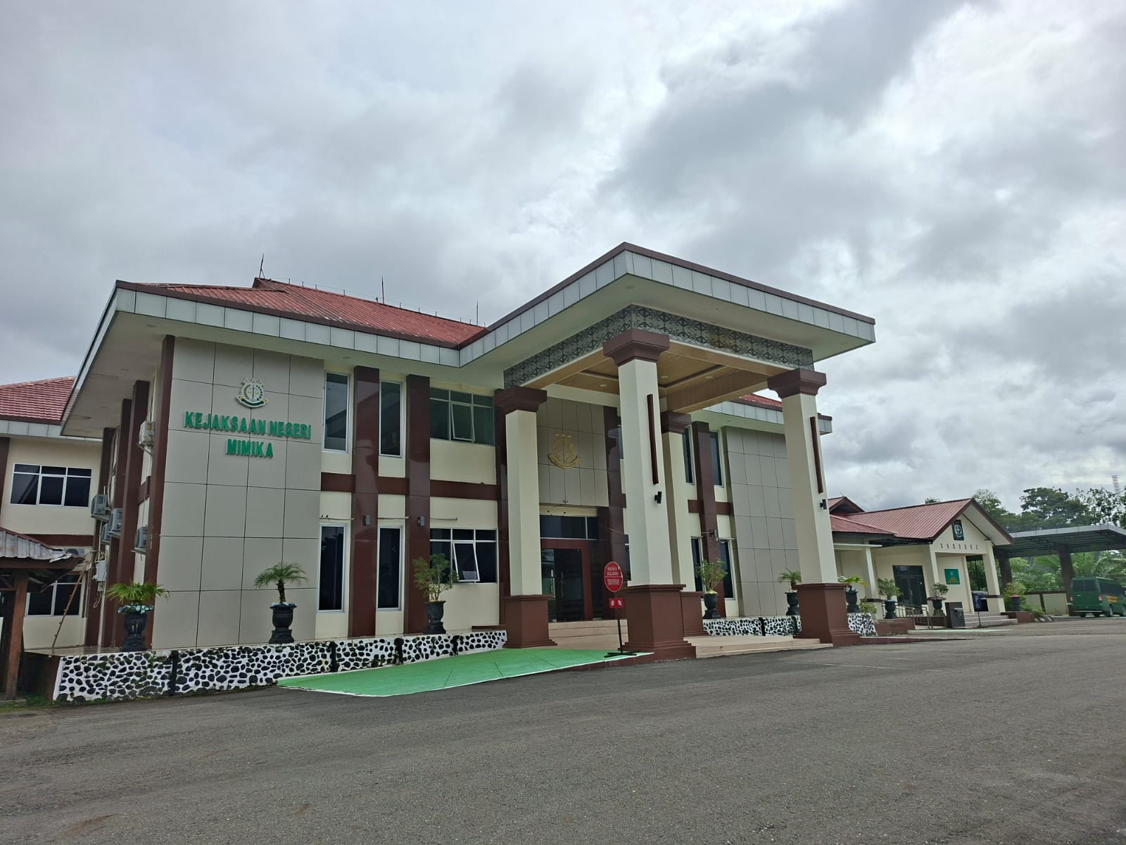 Kejari Mimika Tangani Dugaan Korupsi di 2 OPD, Pembangunan Perpustakaan dan Pengadaan Pembukaan Lahan