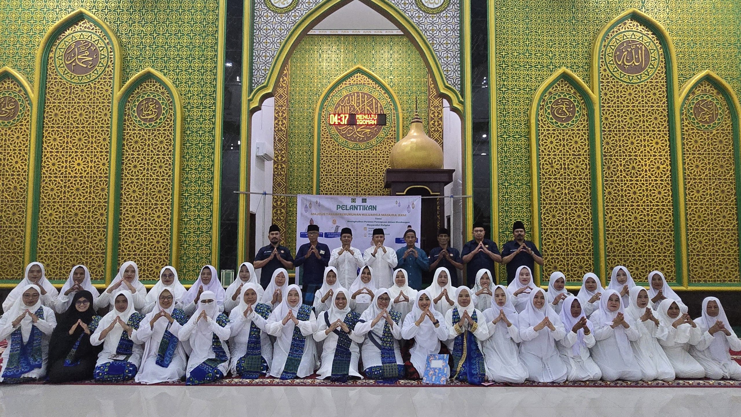 Semangat Kartini Bergema di Mimika: Majelis Taklim KKM Resmi Dilantik, Perempuan Madura Siap Berkarya