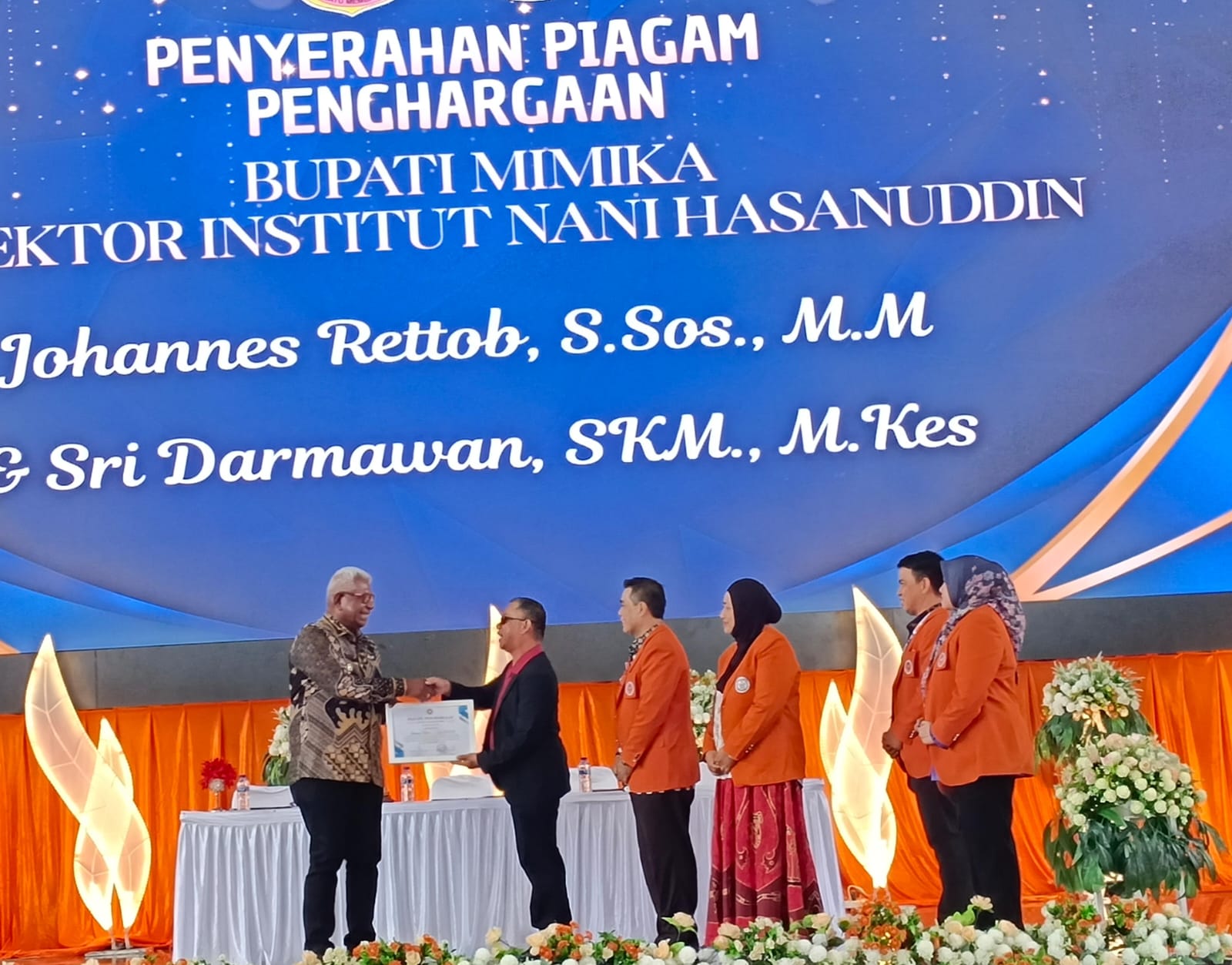 Bupati Johannes Rettob Apresiasi Yudisium S1 Keperawatan Institut Nani Hasanuddin di Mimika