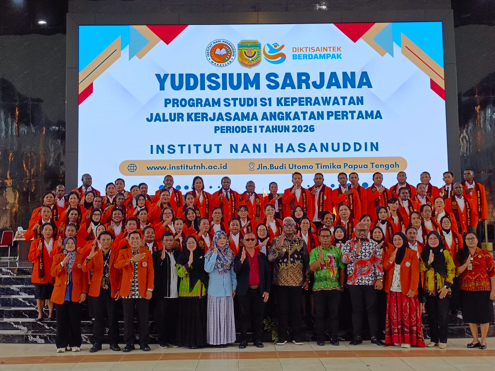 66 Mahasiswa Keperawatan Institut Nani Hasanuddin di Mimika Yudisium 